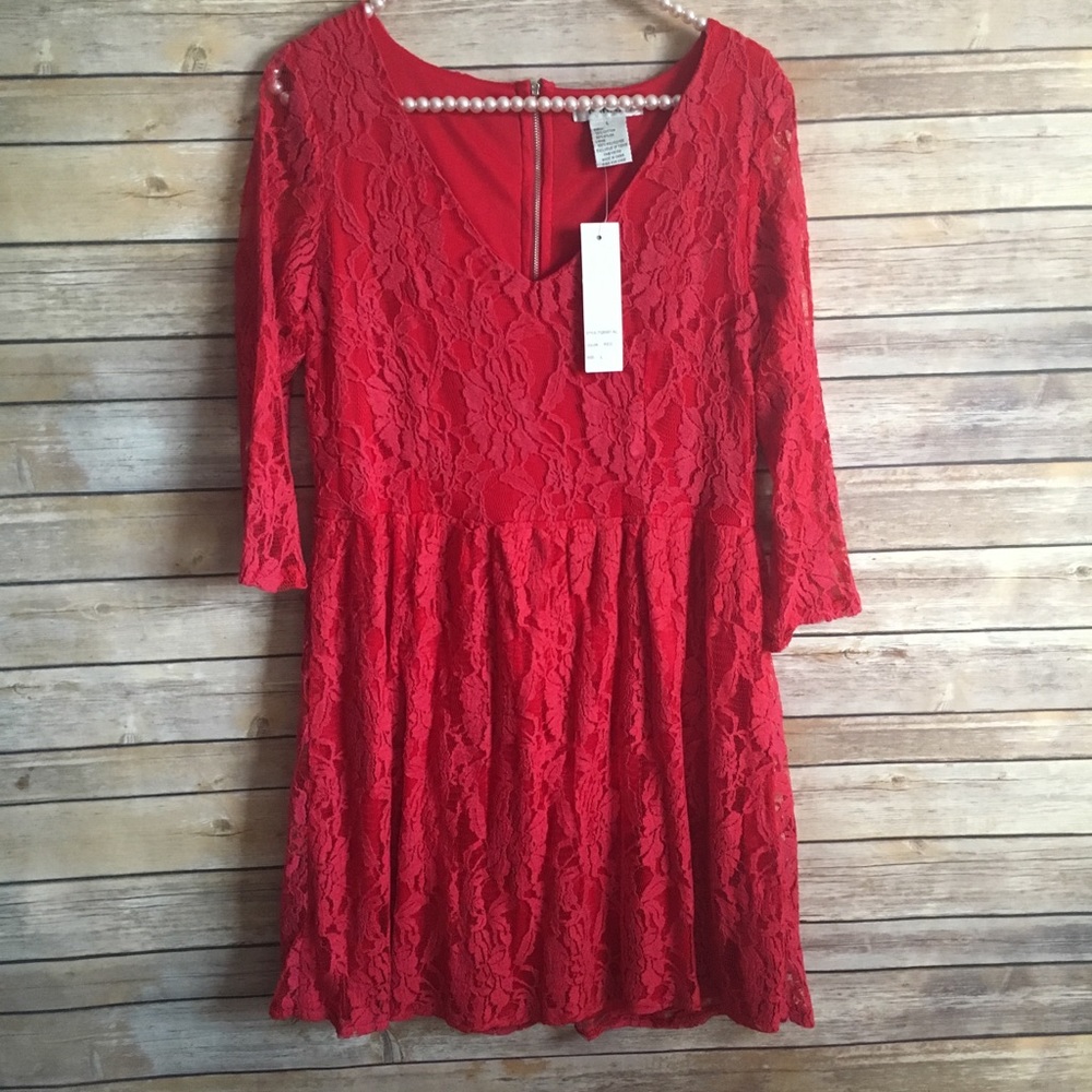 Pinky brandy lace dress. L. NWT